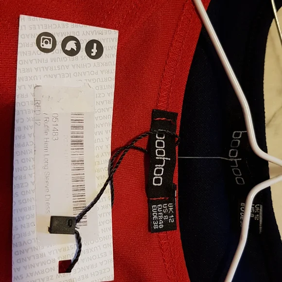 Red Boohoo ruffle hem dress NWT - Picture 2 of 7